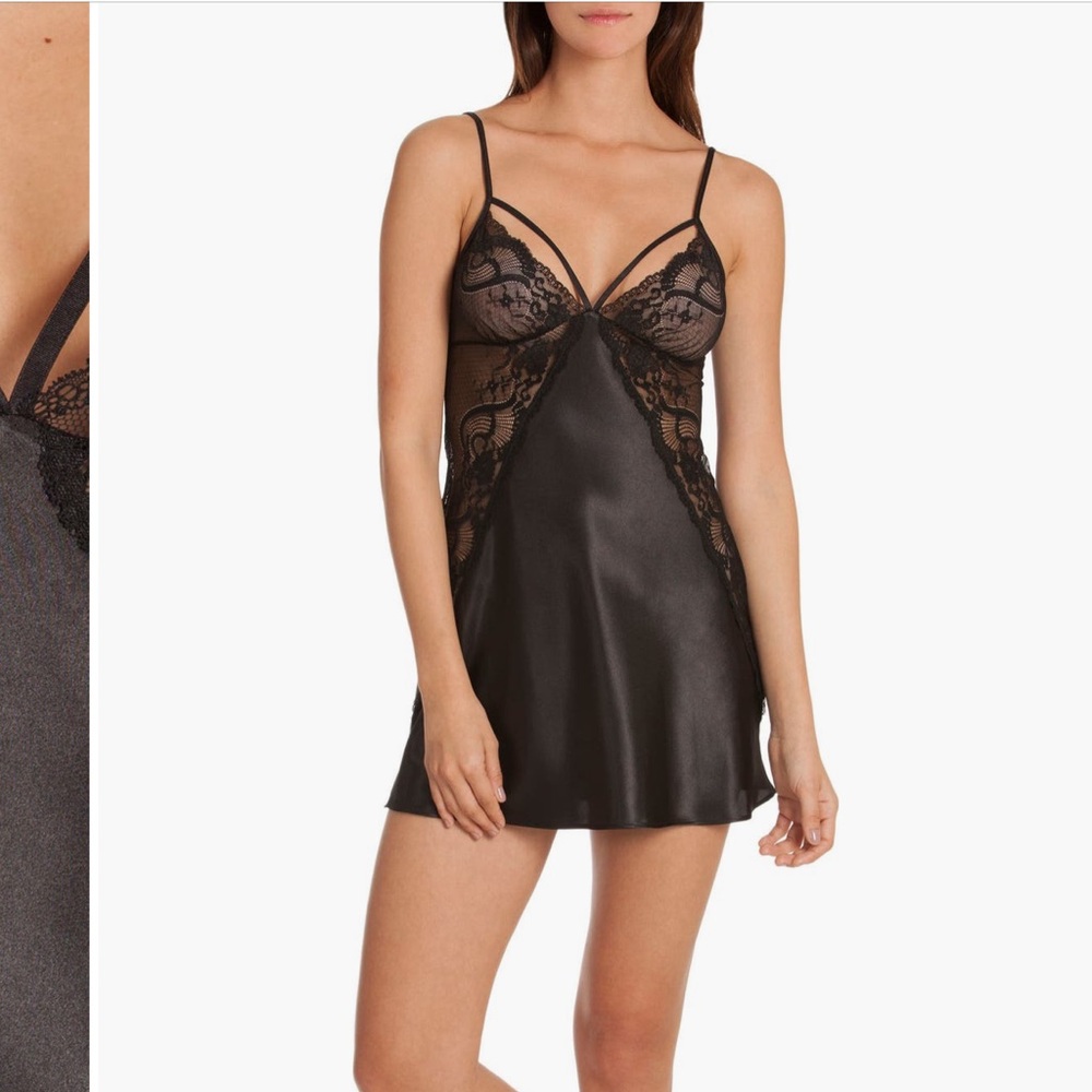 Elegant Black Lace Chemise